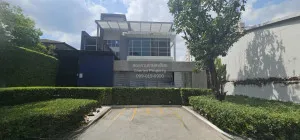 ขายอาคารเอนกประสงค์ 2 ชั้น ใกล้ มหาวิทยาลัยหอการค้าไทย 108 ตร.ว. รัชดาภิเษก เขต ดินแดง กรุงเทพ CX-129572