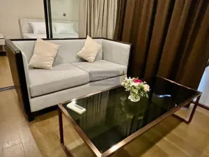 ขายคอนโด  ณ วรา เรสซิเดนซ์ BTS-ชิดลม ลุมพินี เขต ปทุมวัน กรุงเทพ CX-14388