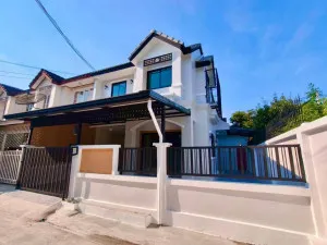 ขายทาวน์เฮ้าส์/ทาวน์โฮม  อักษรา บางบัวทอง ห้องมุม รีโนเวทใหม่ บางบัวทอง บางบัวทอง นนทบุรี CX-152040