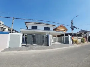 ขายด่วน บ้านเดี่ยว สภาพพร้อมอยู่ ดอนเมือง ใกล้ BTS สายสีแดง บ้านรีโนเวทใหม่  ✨  ทุกจุด ✨ หน้ากว้าง รีโนเวทใหม่ เขต ดอนเมือง กรุงเทพ CX-152408